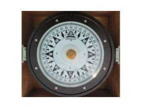 Kegunaan kompas di kapal