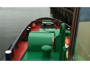 Peralatan yang terdapat di kapal tugboat