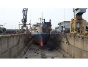 Proses docking kapal