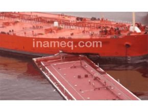 Ship crash manoeuvring